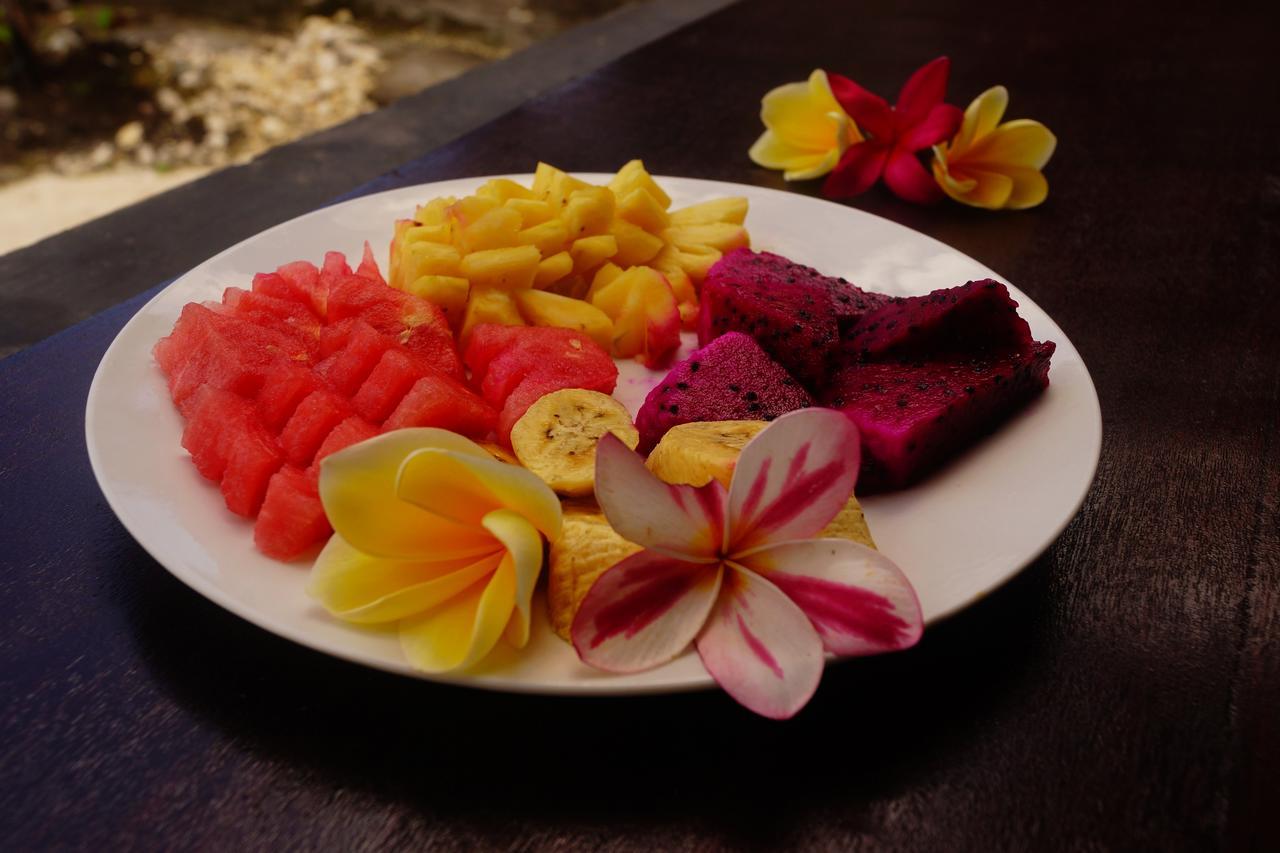 Maemae Beach House Hotel Nusa Penida Esterno foto